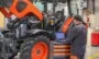 Ciągnik Kubota po gwarancji. Jak zadbać o gotowość maszyny w intensywnym sezonie?