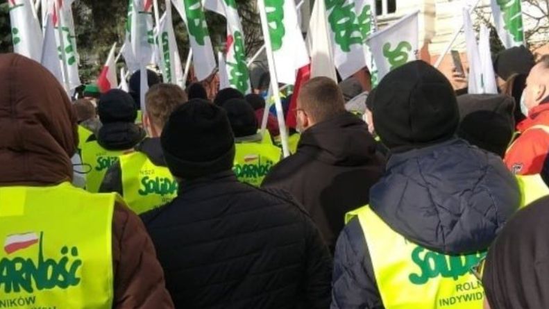 Rolnicza pikieta w Warszawie