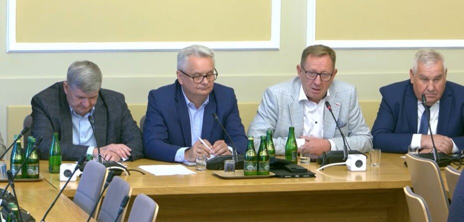 Posiedzenie sejmowej Komisji Rolnictwa i Rozwoju Wsi 7 października 2026 r. dotyczące e-rejestru zabiegów i elektronicznej ewidencji środków ochrony roślin.